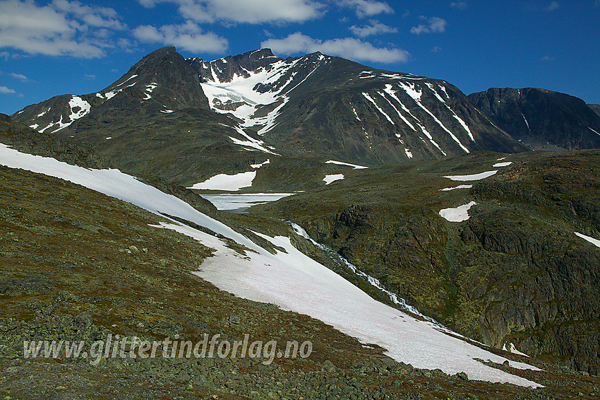 Surtningssumassivet sett fra stien mot Surtningssue over Raudhamran.