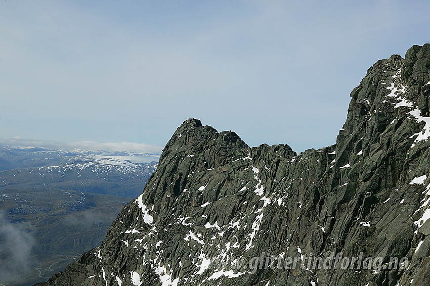 Fra Mohns skard mot Skagastølsryggen. Ytterst ses Midtre Skagastølstinden (2284 moh).