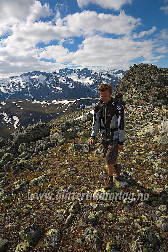 På vei til Gloptinden via sørvestryggen.